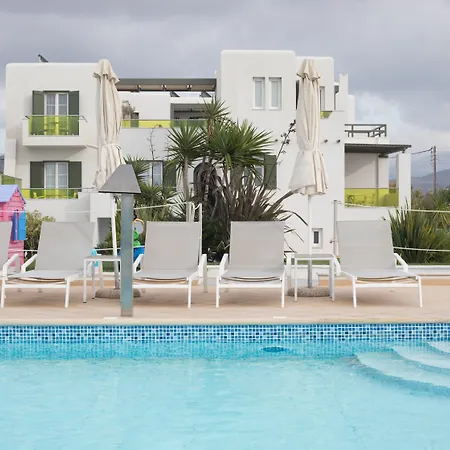 מלון Princess Of Naxos 3*